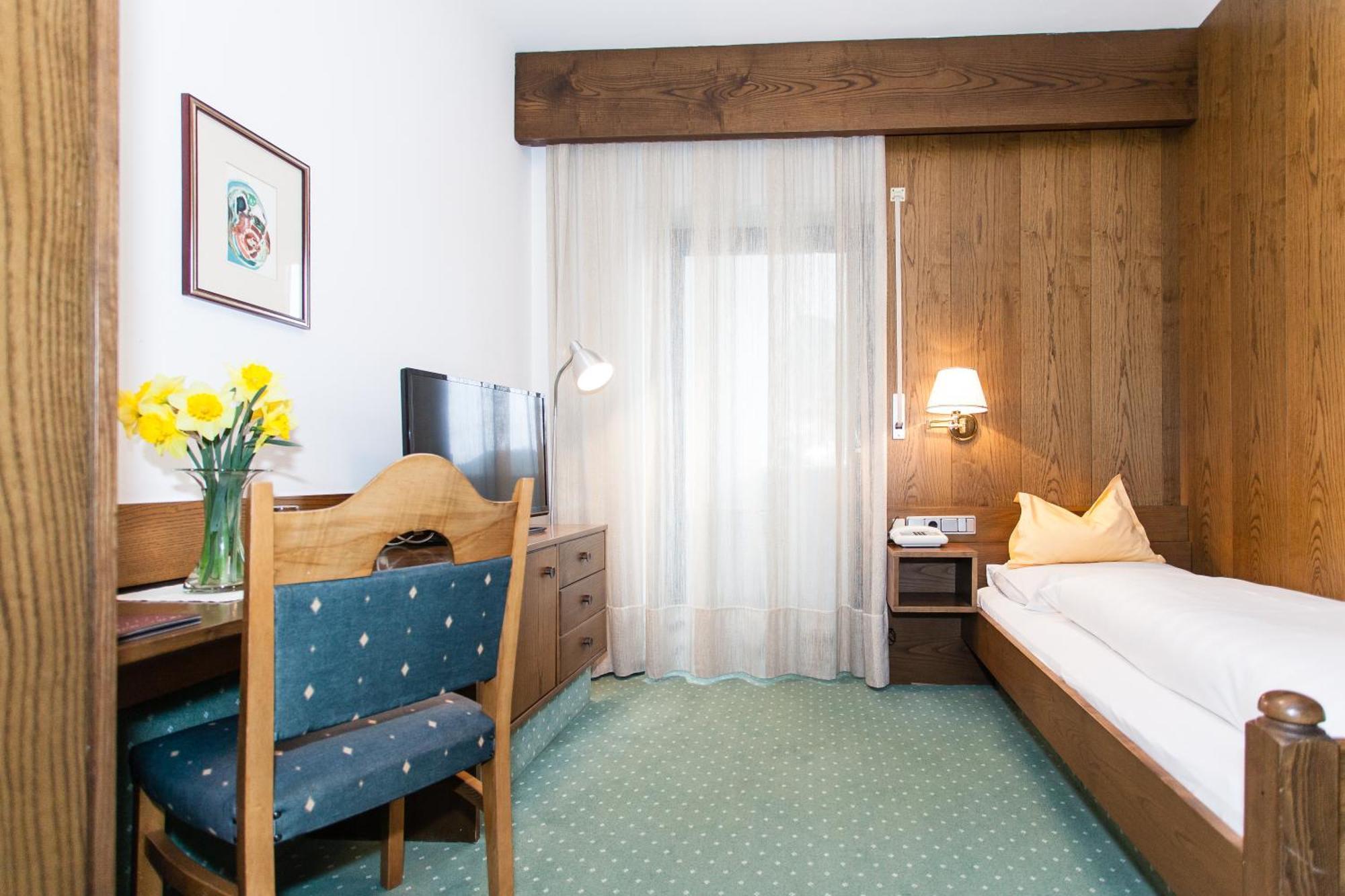Hotel Am Wolfgrubenersee Soprabolzano Dış mekan fotoğraf