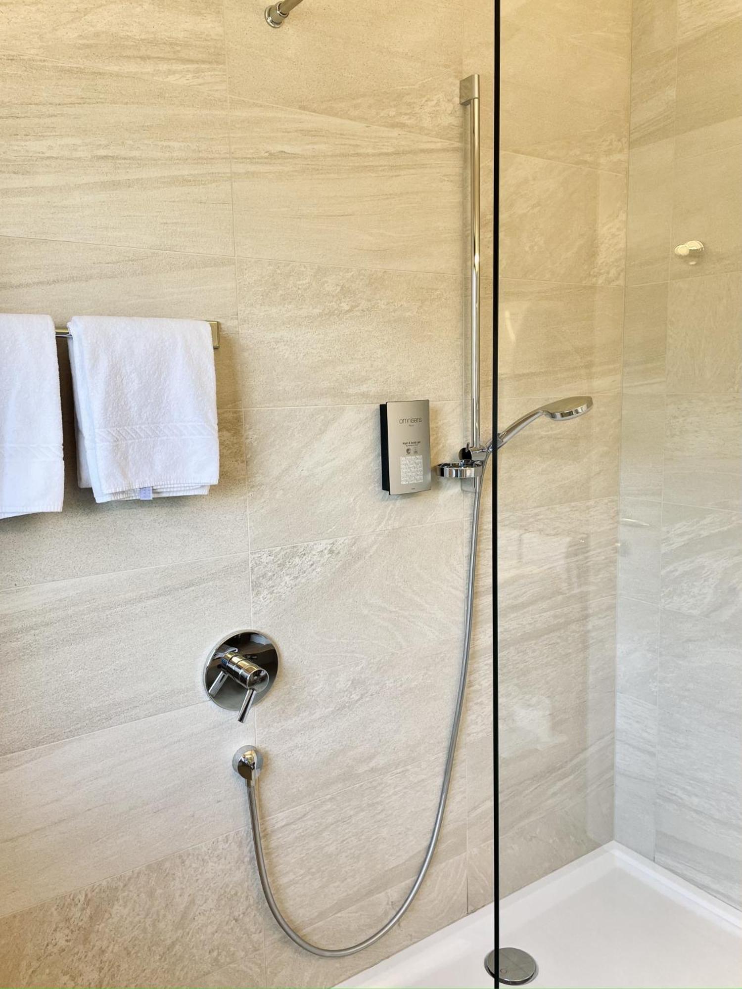 Hotel Am Wolfgrubenersee Soprabolzano Dış mekan fotoğraf