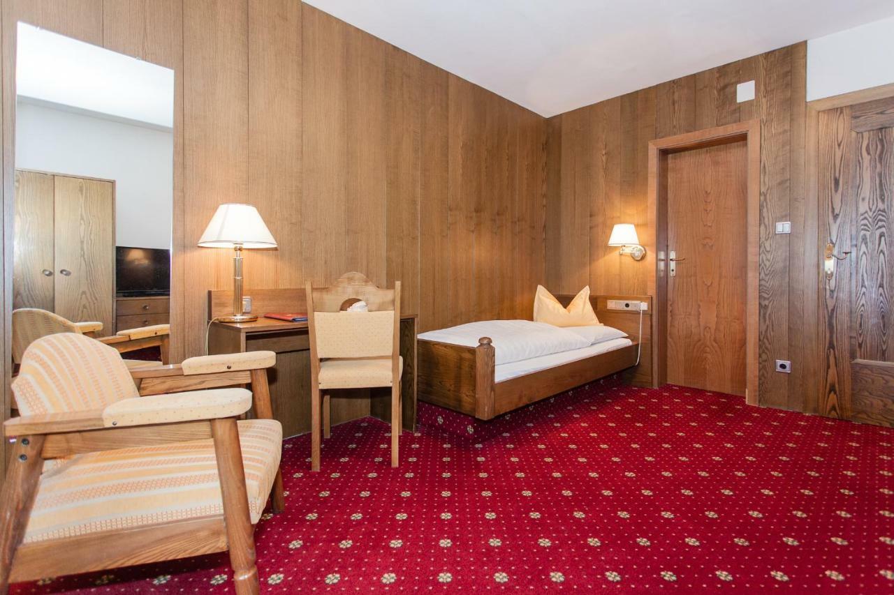Hotel Am Wolfgrubenersee Soprabolzano Dış mekan fotoğraf